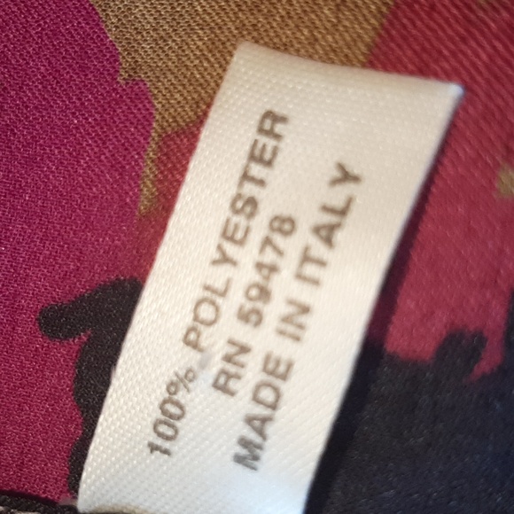 Patterned Scarf - Picture 3 of 6